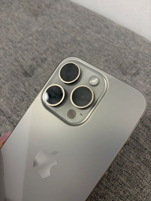 Iphone 15 Pro 9/10