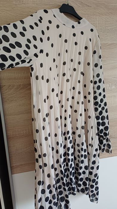 Шикозна дамска рокля