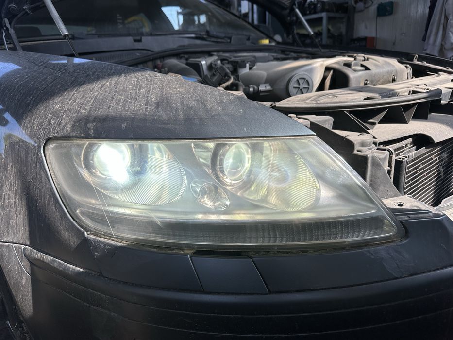 Фар/Фарове BiXenon за Фолксваген Файтон!!!