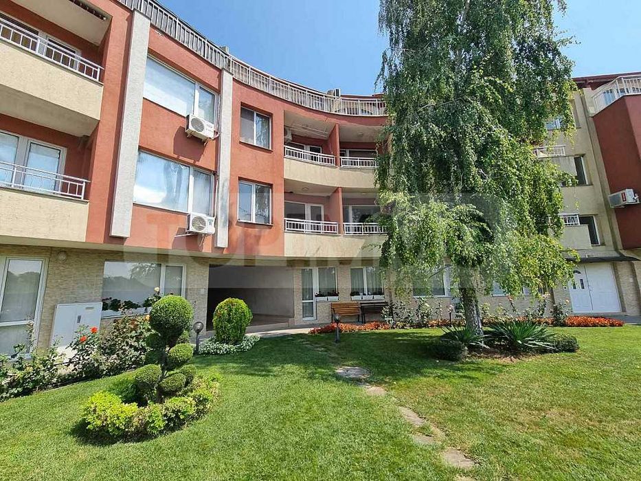 Продава се Тристаен апартамент в Варна, Галата - 88 кв.м за 1875 €/кв.м - Снимка #7
