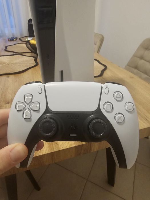 Consola Sony Playstation 5 (Ps5)disc,modat/jailbreak,soft 10.01, Y2JB Autoloader,impecabil