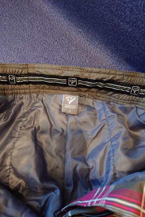 Vând pantaloni de ski damă