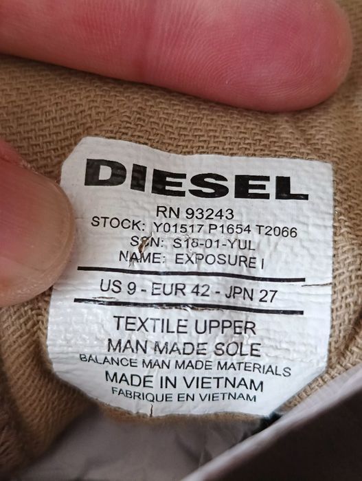 Tenesi înalți/pantofi sport Diesel Industry-mar.42, în cutie