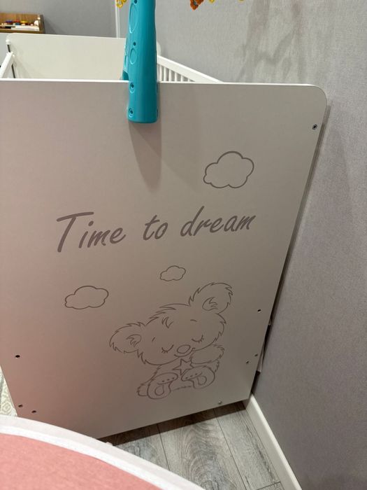 Продам детскую кроватку