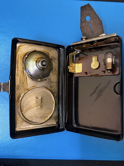 Фонарик подарок на 9 мая