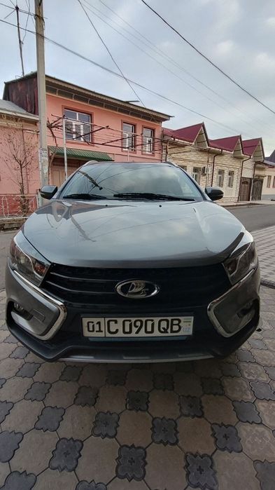 Lada vesta cross