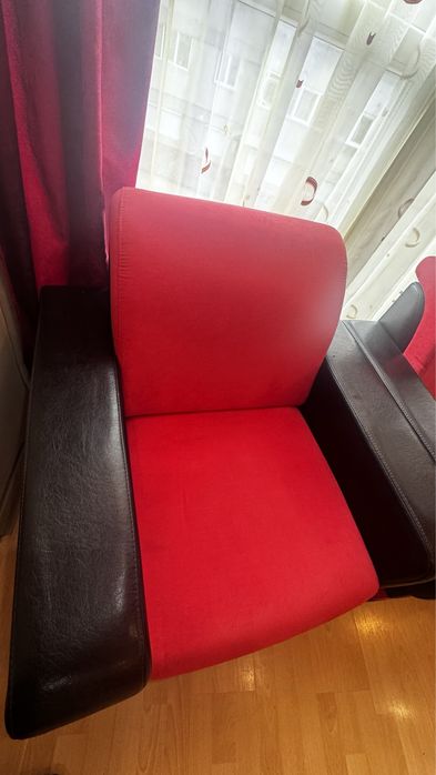 Canapea extensibila si 2 fotolii