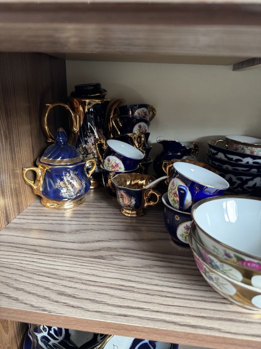 Xrustal idishlarimi sotaman hech qayeri urunmagan uchmagan