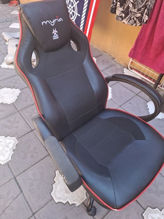 Scaun Gaming Myria – Reglabil, Confortabil, Stare Bună