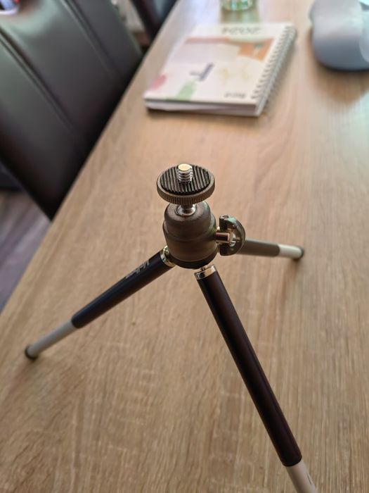 Стойка (Velbon) .