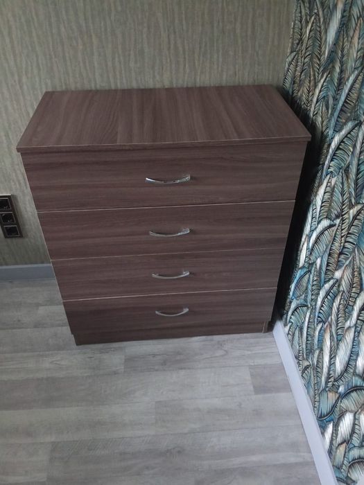 Продам детскии комод