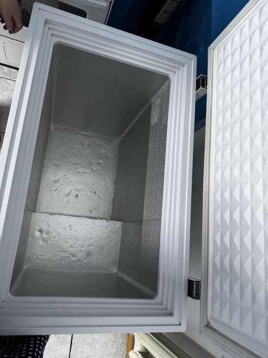 Продам Морозильный ларь 145 литров