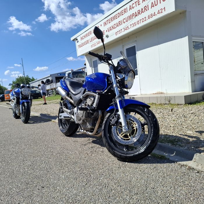 Vând honda hornet 600