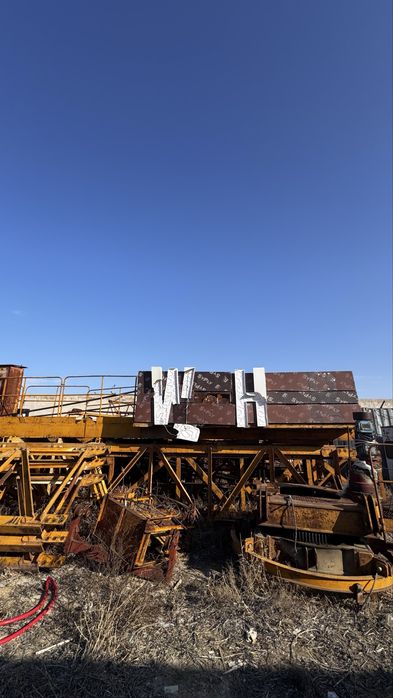 Башенный кран QZT-63