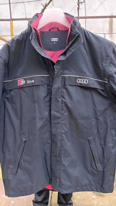 Jacheta Audi impermeabilă