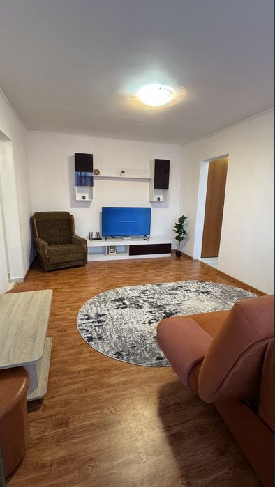 Închiriez apartament 2 camere