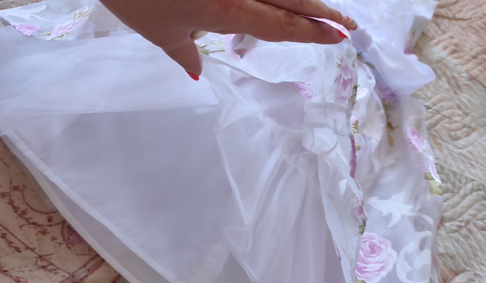 Нова официална рокля