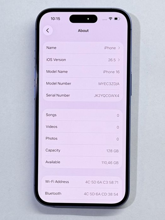 iPhone 16 Ultramarine 90% battery