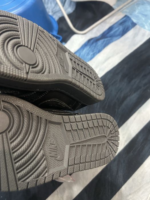 Кроссовки 36р подростковые Nike оригинал