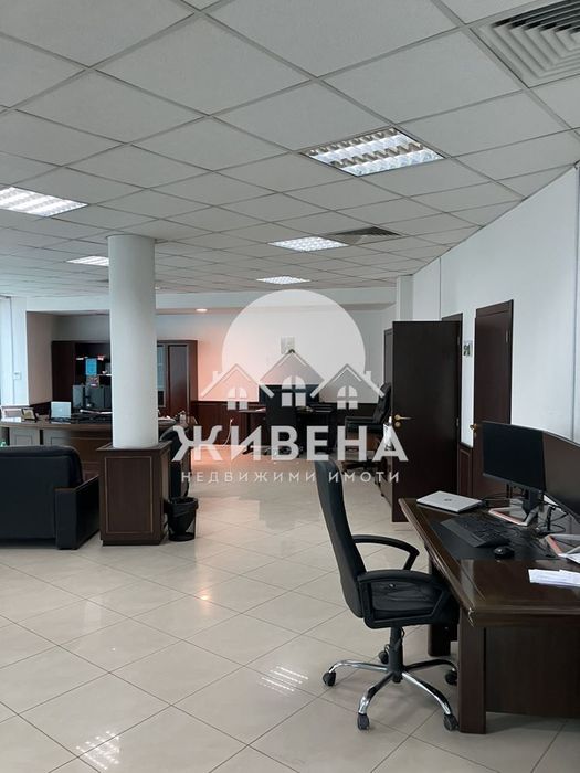 Продава се Офис в Варна, ХЕИ - 160 кв.м за 2391 €/кв.м - Снимка #11