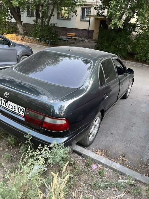 Проади тойоту карину е