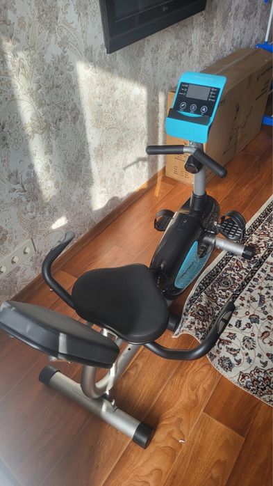 Продам горизонтальный велотренажер