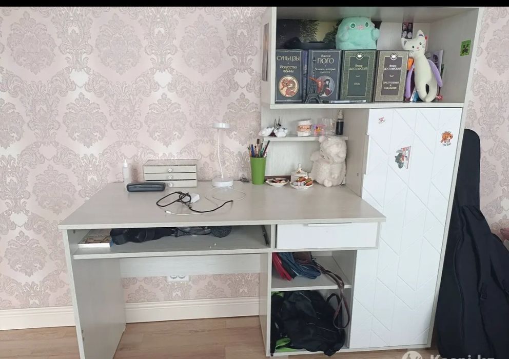Стол компьютерный