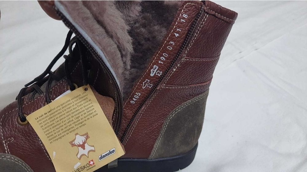 Ghete trendy, piele naturala, de la HELVESKO marimea 41