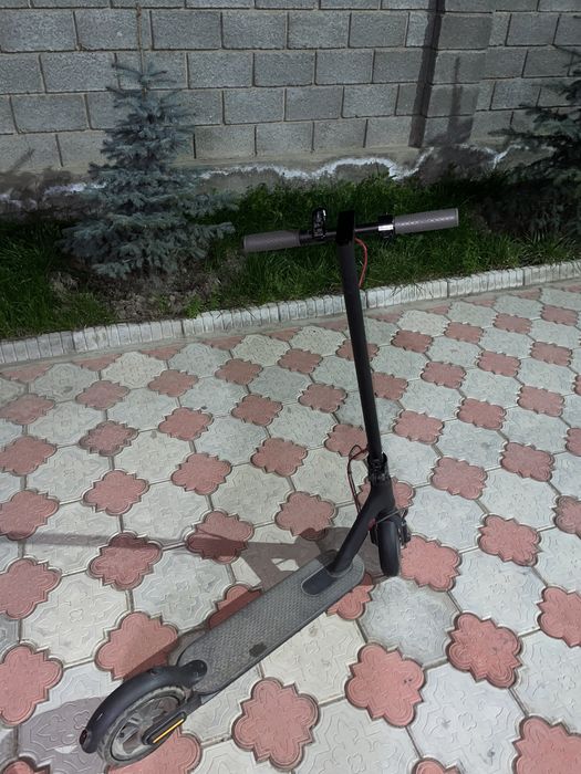 Электросамокат-MiniRobot M365