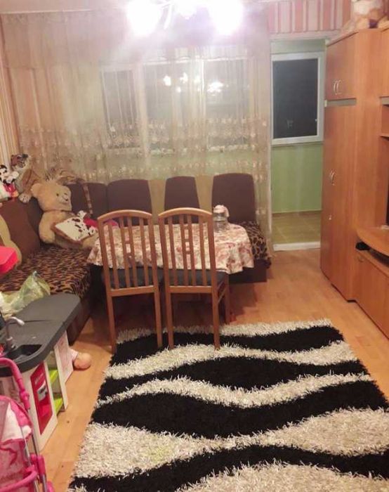 Дава се под наем Тристаен апартамент в Бургас, Зорница - 80 кв.м за 89.25 € - Снимка #1