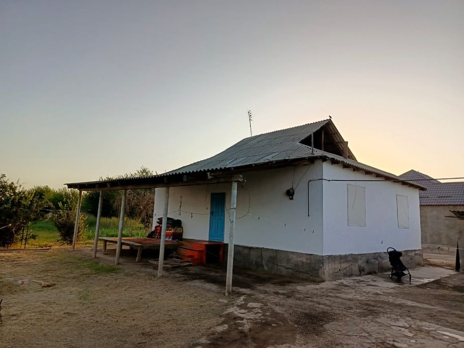 Үй сатылады тез арада  бағасы 10 млн.