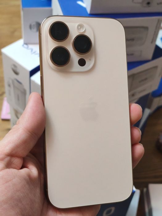 IPhone 16 pro 256gb desert sim