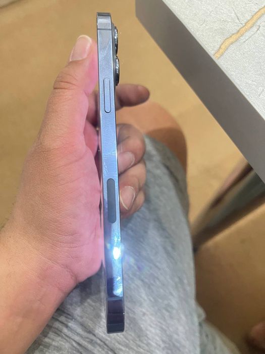 iPhone 13 Pro Max продается