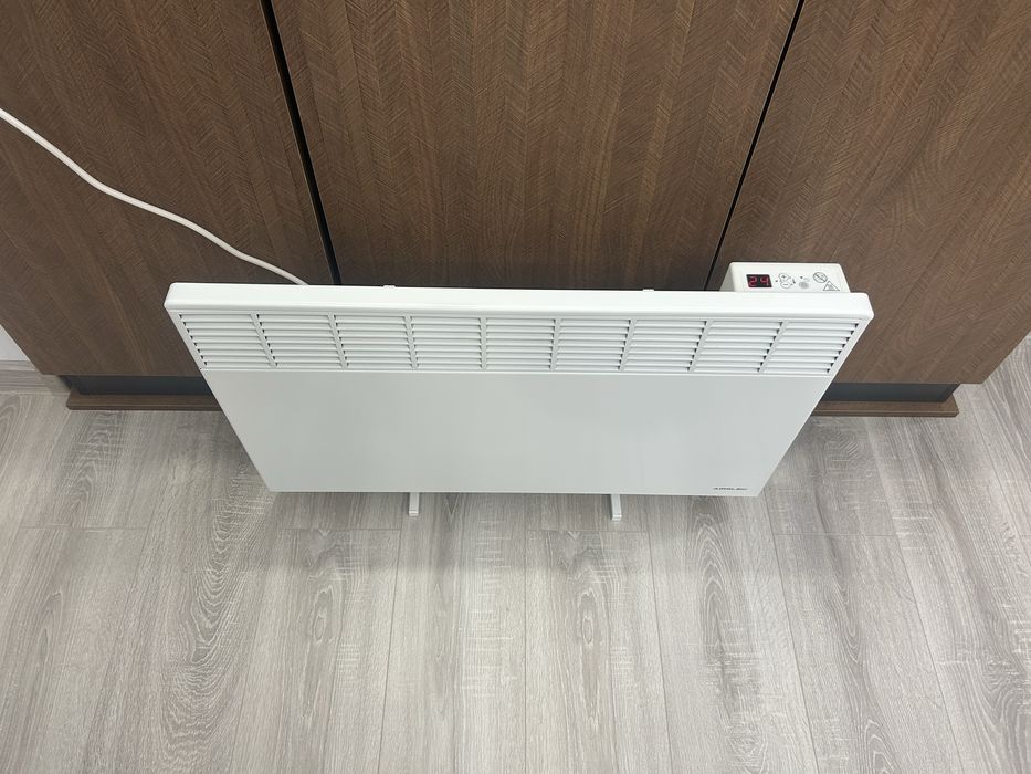 Конвектор 2000W Airelec Tactic/Basic Pro[ел. термостат/дигитално упр.]