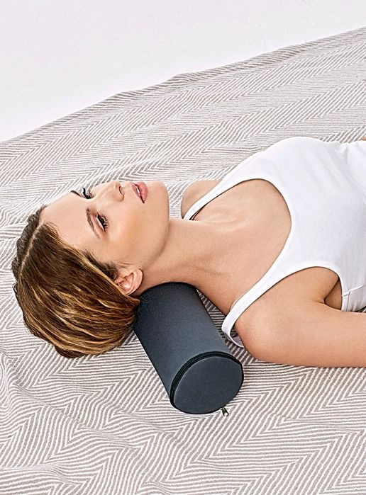 Подушка-валик c гречневой лузгой – залог отличного самочувствия!