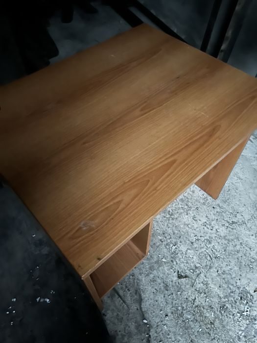 Стол компьютерный