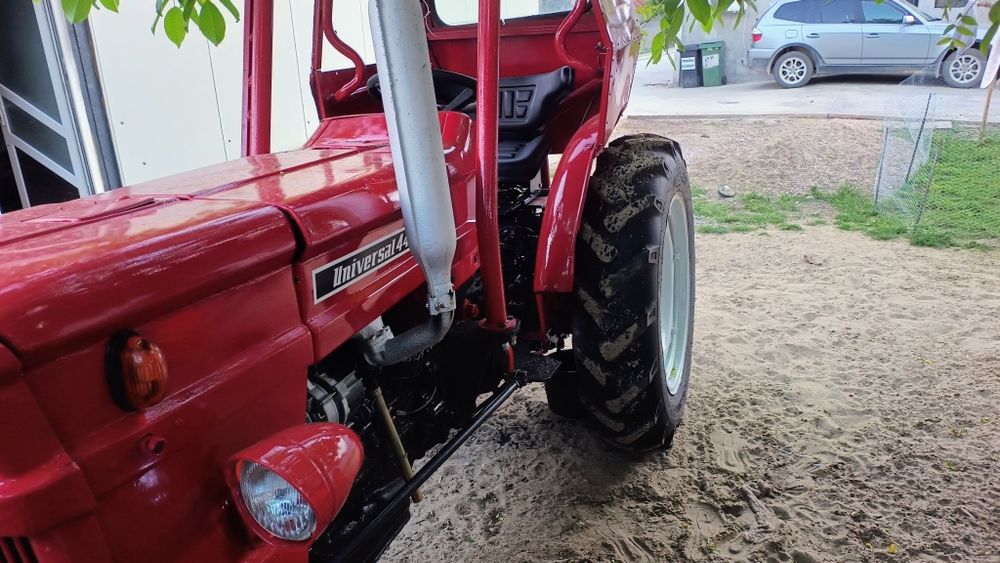 Tractor viticol 445