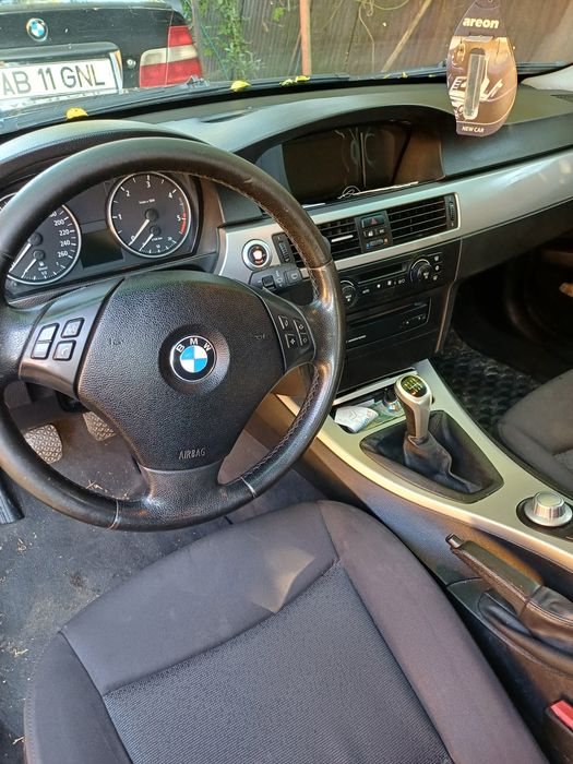 Bmw  e91 320d  163cp