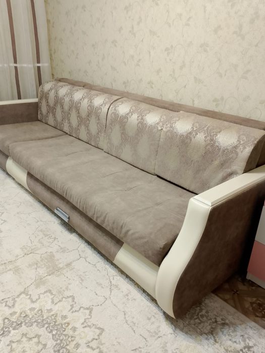 Продам диван с банкеткой
