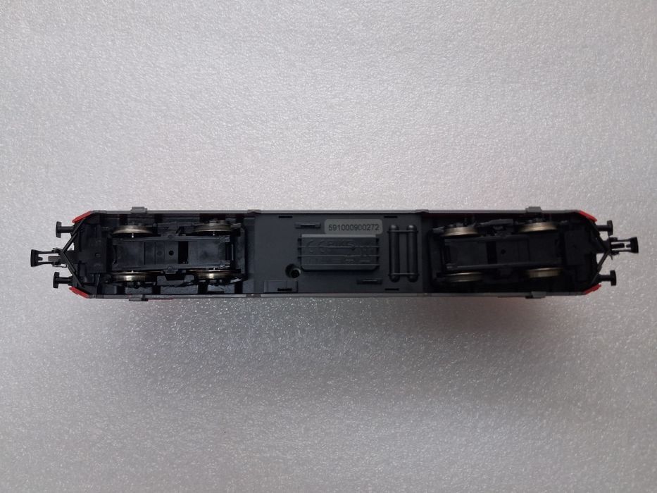 Locomotiva piko BR101 scara H0

Tractiune integrala pe toate axele
Mot