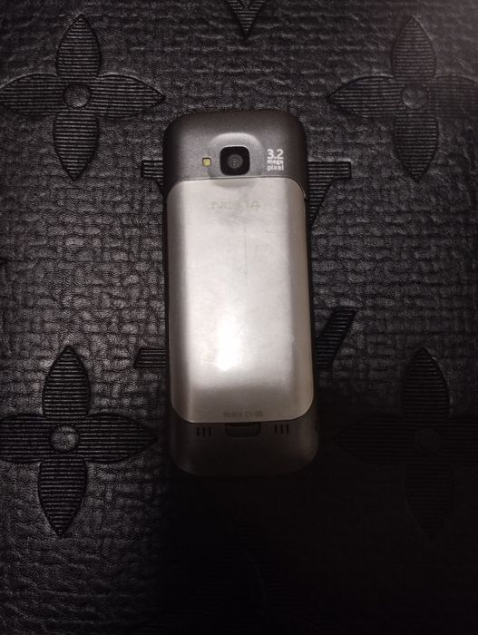 Assalom alekum Telefon Sotiladi Original Nokia C5 Holati rasmdagidek