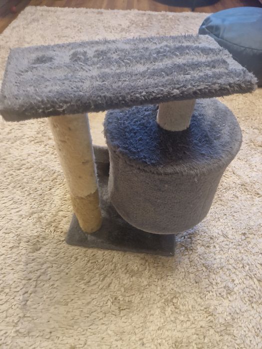 Домик доя кошечек