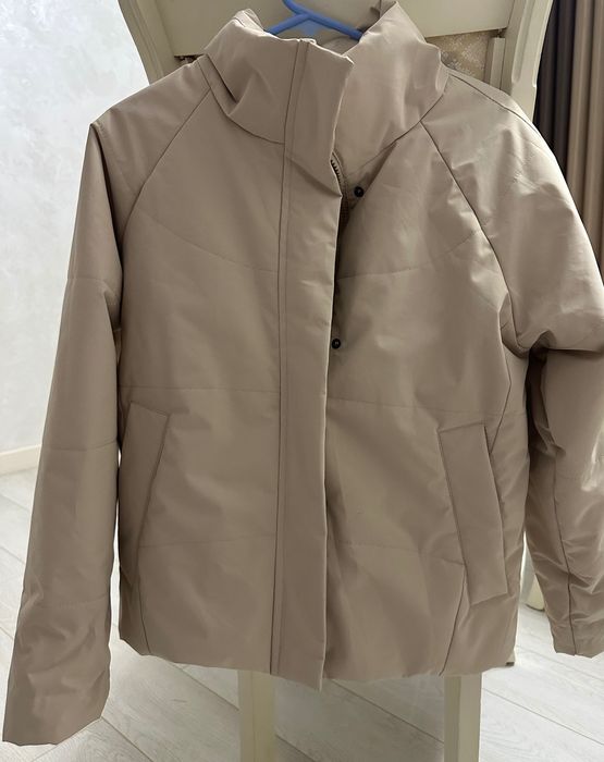 Продам куртку ,размер S, 3000 тенге