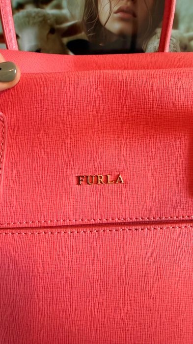 Дамска чанта FURLA
