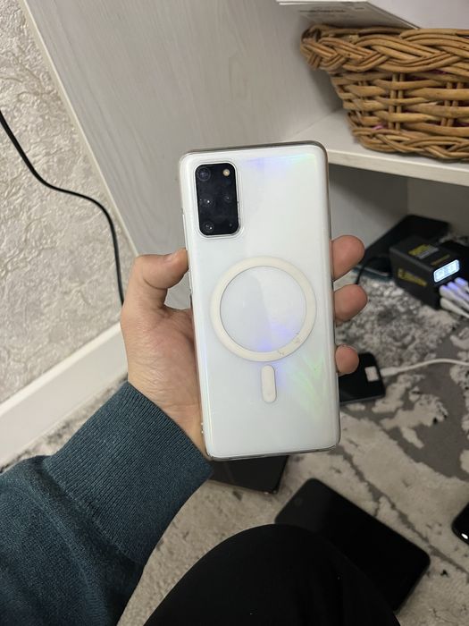 Samsung s20 plus 12/256