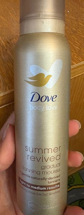Spumă autobronzantă Dove nouă