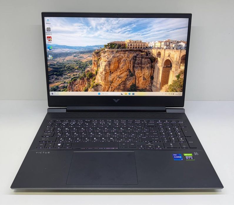 Hp Victus 15.6 IPS FHD Core i7-11800H DDR4 8Gb M.2 Nvme 256gb RTX 3060