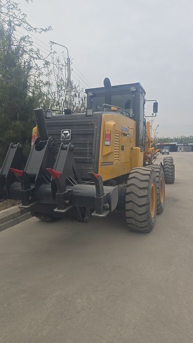 Автогрейдер XCMG 180GR