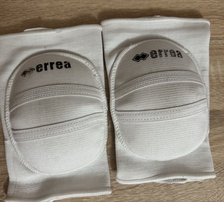 Наколенки за волейбол Errea