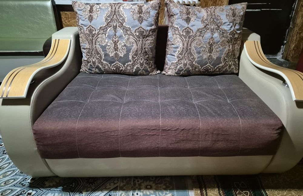 Продам уголок 321